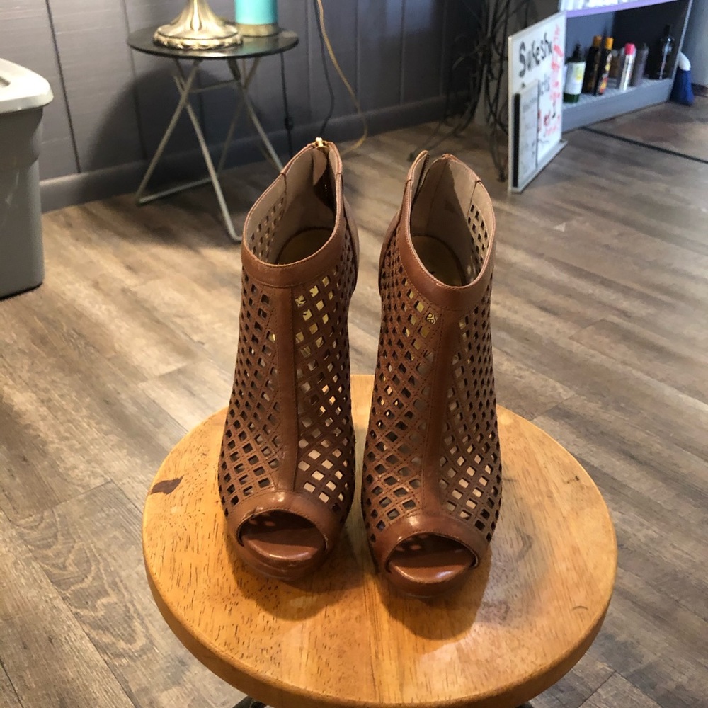 Michael Kors Graham Bootie - 7.5/8